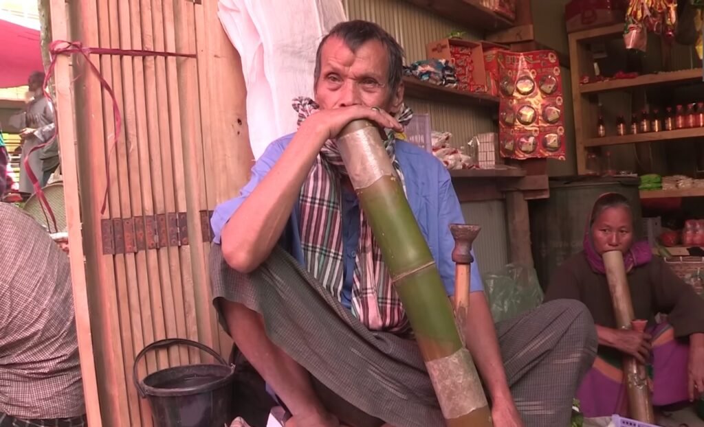 Hukka of Shuvolong Bazar