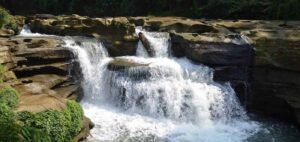 Nafakhum Waterfall